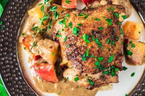 Poulet Vallée d&rsquo;Auge (Poulet Crémeux aux Pommes SweeTango)